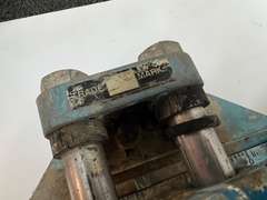 Japanese made super tile cutter, see pictures for details.