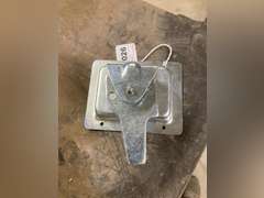 METAL DOOR LATCH - PARTS