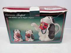 Ceramic Teapot with Salt & Pepper Shakers