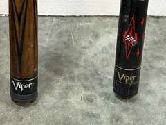 Viper pool cues, set of two, comes with a case master carrying/storage case, see pictures for details.