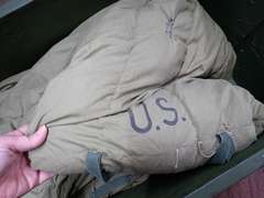 Vintage Military Drab Footlocker Trunk with US Military Sleeping Bag - Measurements in photos.