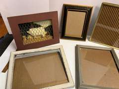 Assorted picture frames and home decor, approximately eight pieces, see pictures for details.