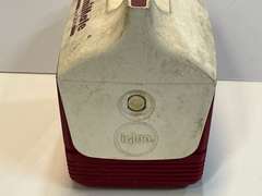 Igloo mini mate lunch cooler, see pictures for details.