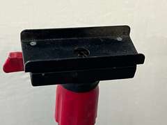Universal tripod, believed to be for speaker use, see pictures for details.