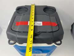 Igloo Quantum 12 qt cooler, see pictures for details.