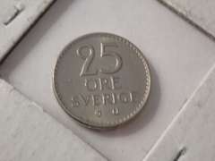 VARIOUS VINTAGE FOREIGN COINS