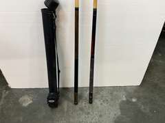 Viper pool cues, set of two, comes with a case master carrying/storage case, see pictures for details.