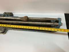 Japanese made super tile cutter, see pictures for details.