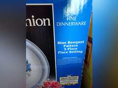 Crowning Fashion Fine Dinnerware, Blue Bouquet Pattern, 3-Piece Place Setting
