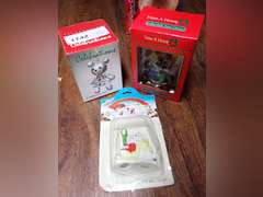 Mixed Lot of Christmas Decor and Collectibles