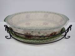 Temptations Old World Oval Casserole Dish w/trivet, lid and handle holder
