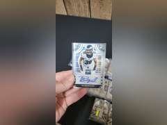 UNSEARCHED FOOTBALL SPORTS CARDS-INCLUDES AUTO AND PATCH RELICS