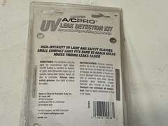 UV leak detection kit, still new in the package, see pictures for details.