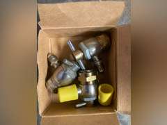 (3) SCHRADER Z755 HIGH PRESSURE COUPLER - PARTS