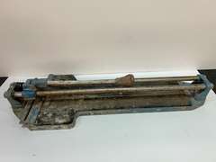 Japanese made super tile cutter, see pictures for details.