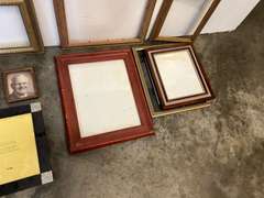 Assortment of picture frames, approximately 12 pieces, see pictures for details.