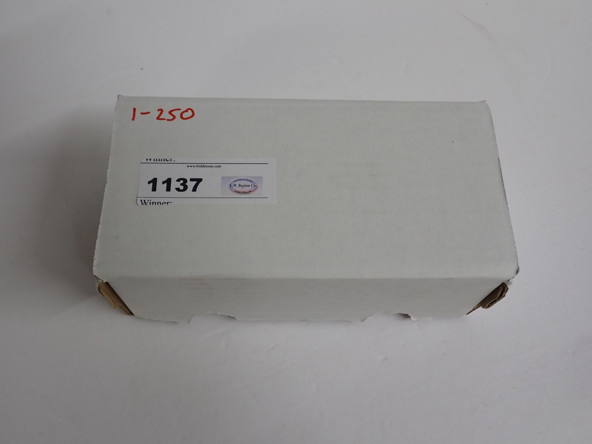 Lot image 3