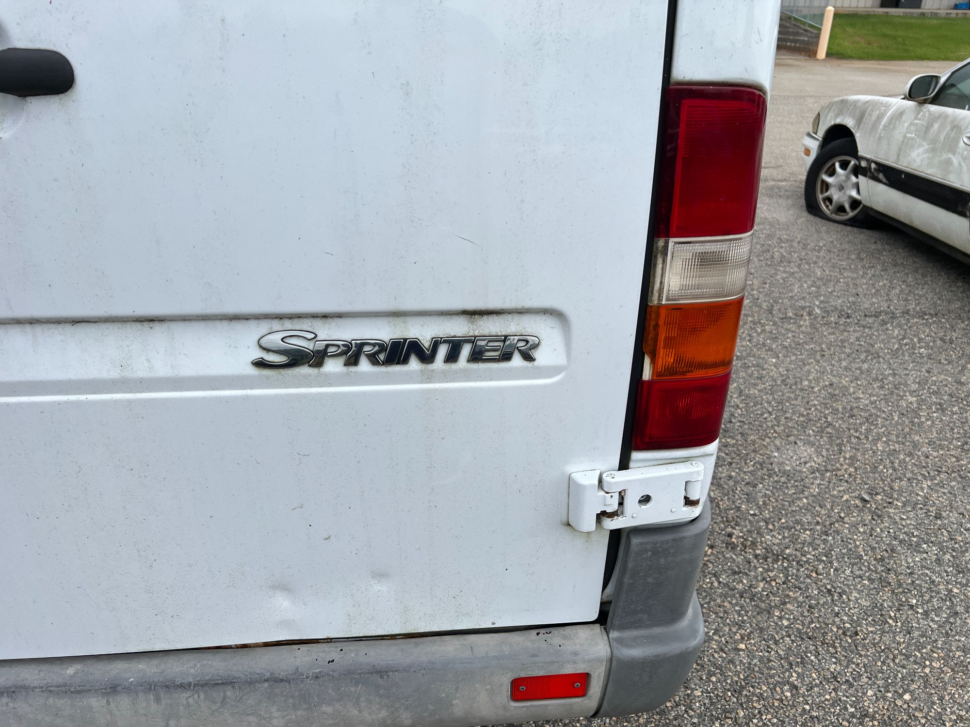 Lot image 10