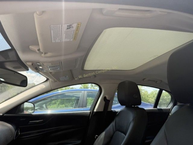 Lot image 8