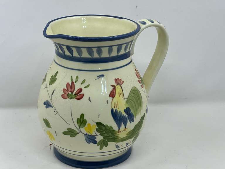 LR… Home accents Gourmet pitcher with rooster and floral motif, the glaze appears to have some crackling, see pictures for details.