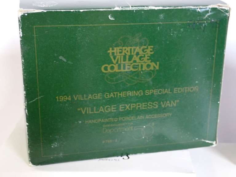 Department 56 Snow Village Figurines