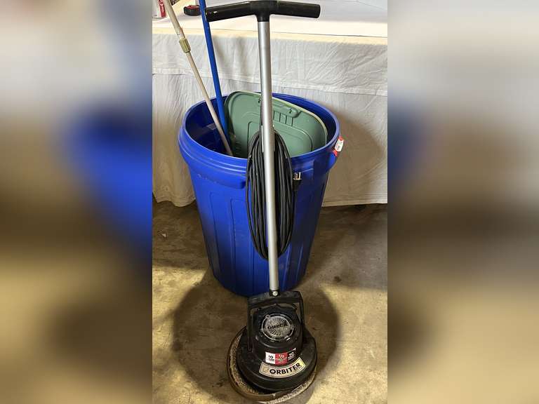 Oreck flora buffer, powers up, also includes mop, duster, and more. Blue can is included, see pictures for details. image
