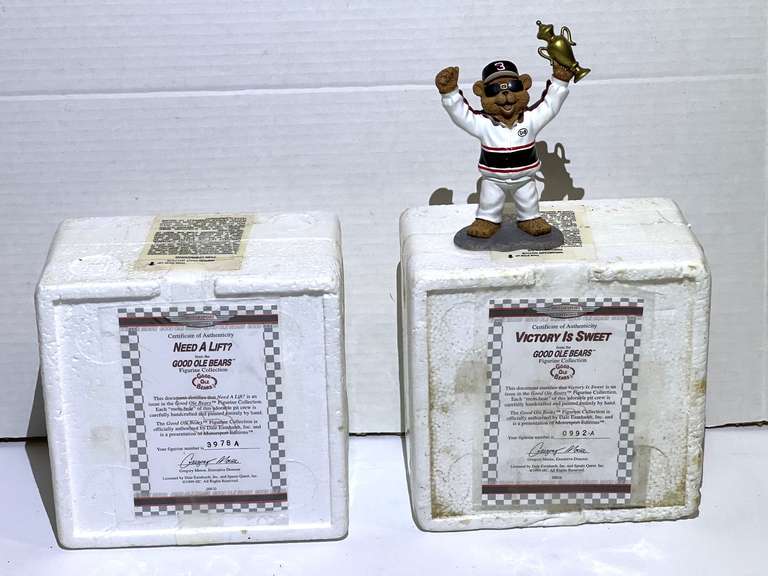 Good Ole Bears figurine collection, “Victory Is Sweet”, and “Need A Lift?”, both come with certificate of authenticity, see pictures for details. image