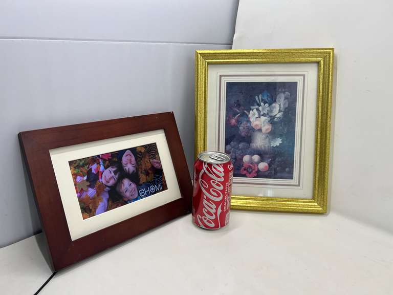 LR… Digital picture frame, and framed floral print art, see pictures for details.