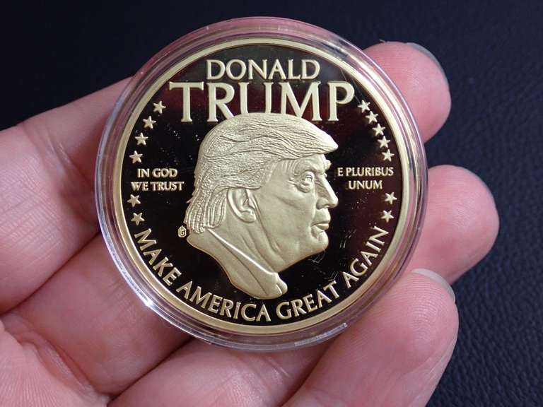 DONALD J. TRUMP COMMEMORATIVE COIN