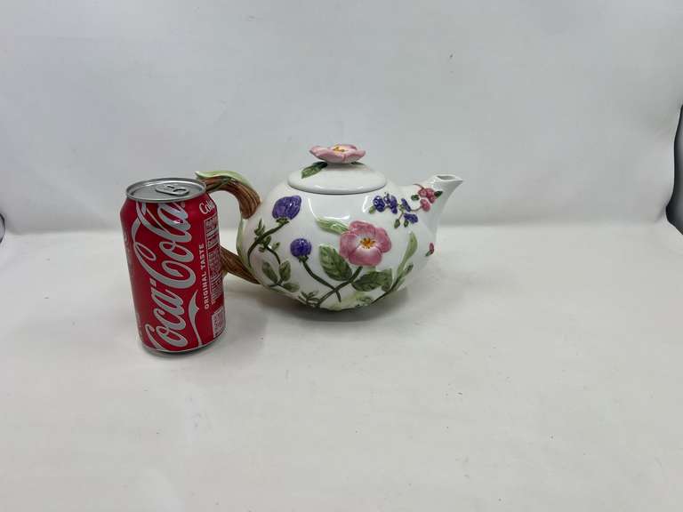 LR… Charter club, “wildflower” teapot, see pictures for details.