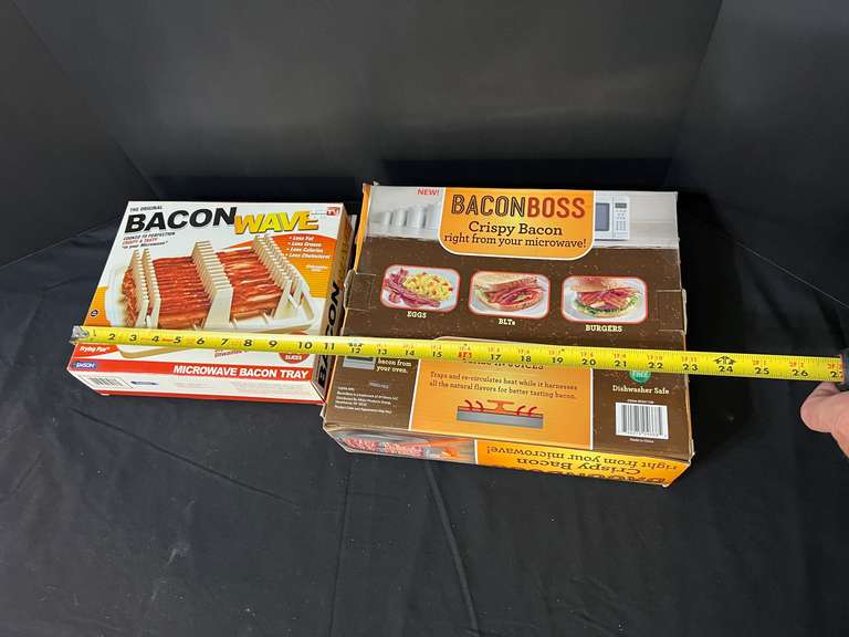 LR… Microwave bacon trays, two pieces, both come with the original boxes, see pictures for details.