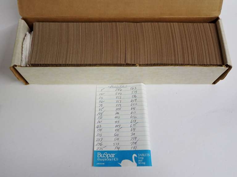 OPEN BOX UNSEARCHED BASEBALL CARDS - SEE ALL PHOTOS FOR CONTENT DESCRIPTION