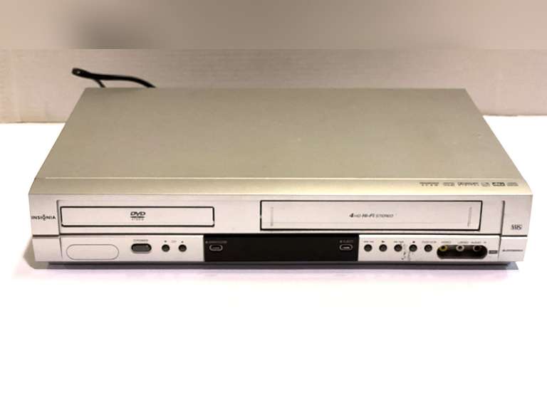 Insignia DVD/VHS player, working condition unknown, see pictures for details. image