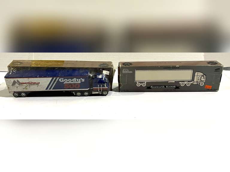 Racing car transport replica coin banks, two pieces, both come with the original packaging, see pictures for details. image