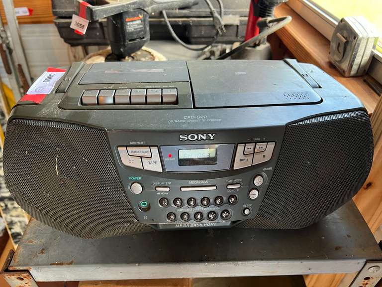 S1… Sony CFD-S22 CD/radio/cassette recorder, powers up, see pictures for details. image