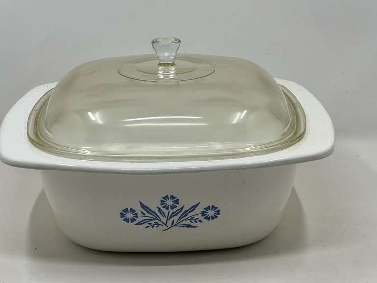 KIT… Corningware 4 qt Dutch oven with lid, blue cornflower pattern, see pictures for details. image