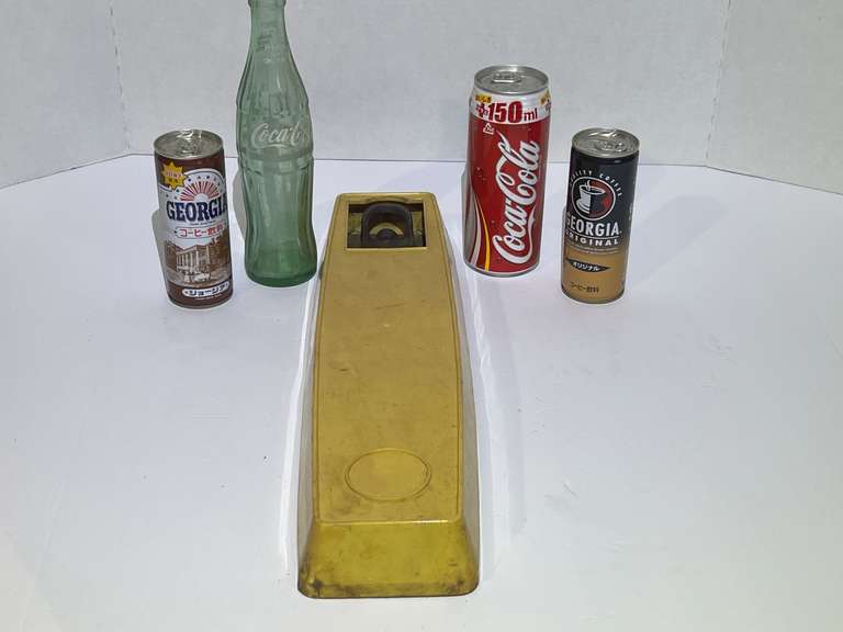 Georgia original canned coffee drinks, and one tall Coca-Cola, these drinks were sold in Japan, also includes a vintage Coca-Cola 10 oz. bottle, see pictures for details. image