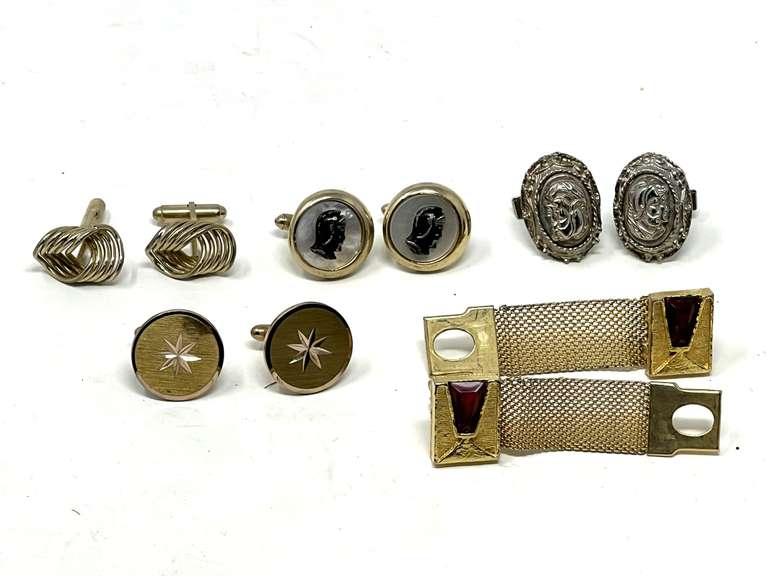 Dressy cufflink assortment, five pair, see pictures for details. image
