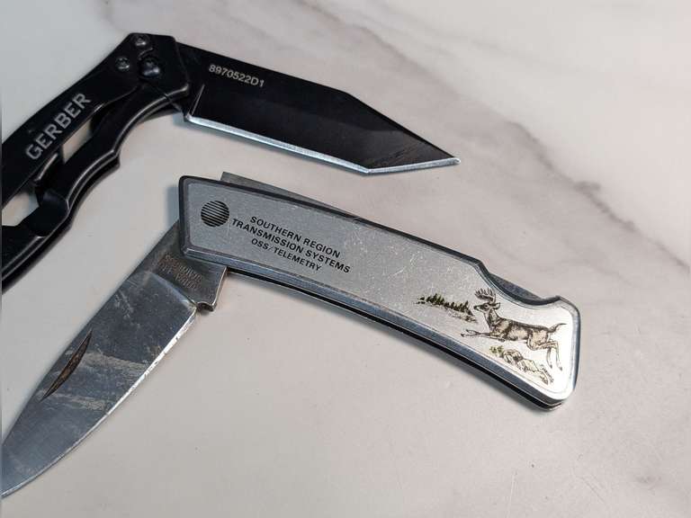 GERBER AND JAPAN BLADE LOCKBACK KNIVES