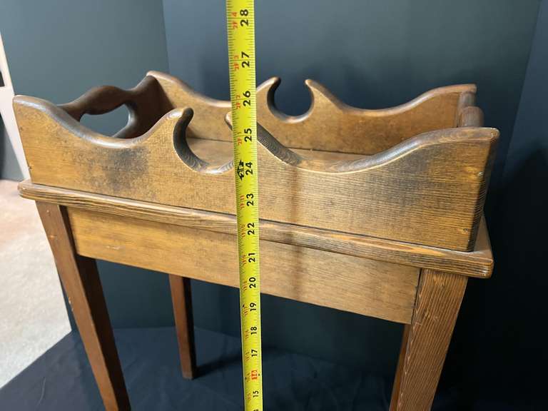 LR… Vintage butler’s tray table, see pictures for details.