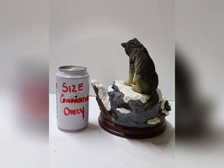 Bradford Exchange "Winter Reverence: Protectors of the Pack" Wolf Figurine