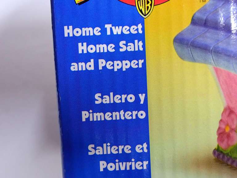 Looney Tunes Home Tweet Home Salt and Pepper Shaker Set by Gibson
