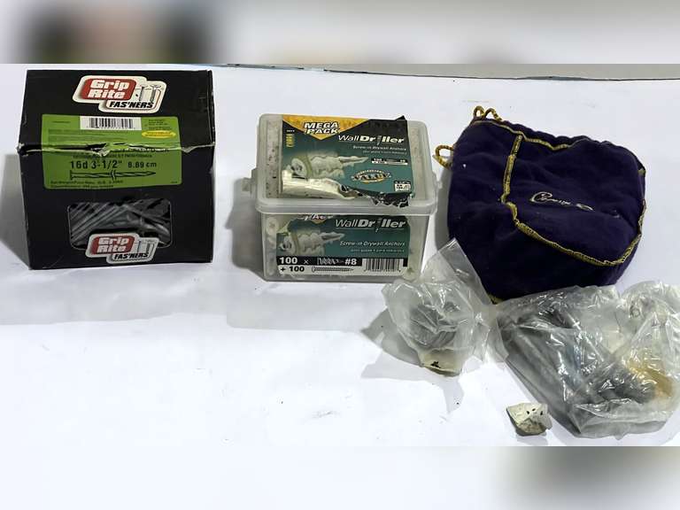 Assorted fasteners, see pictures for details. image