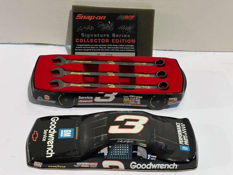 Snap-on signature series collector edition wrench set, storage case is a #3 Dale Earnhardt car replica, see pictures for details. image