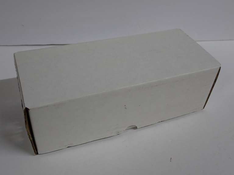 OPEN BOX UNSEARCHED BASEBALL CARDS - SEE ALL PHOTOS FOR CONTENT DESCRIPTION