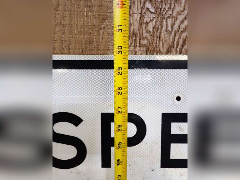 Speed Limit 40 Road Sign