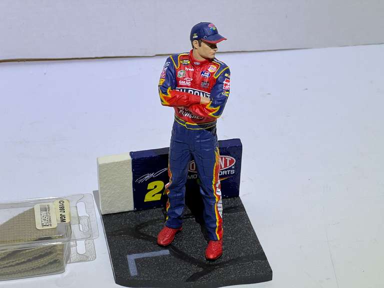 Jeff Gordon, #24 figurine, also includes belt, see pictures for details. image