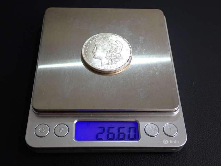 1921 MORGAN SILVER DOLLAR COIN