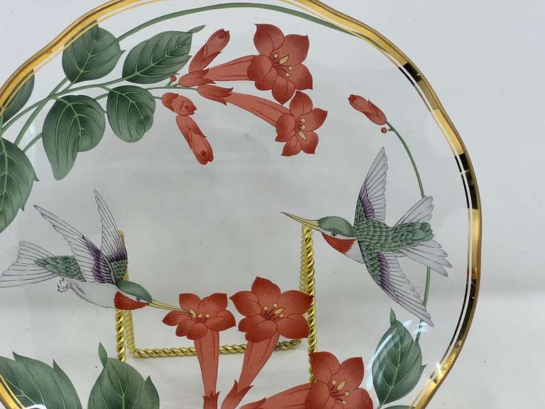 LR…Hummingbird and honeysuckle hand painted glass plate with ruffled edge and gold trim, believed to be Lefton, comes with plate stand, see pictures for detail details.