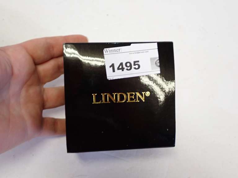 Linden Car Clock